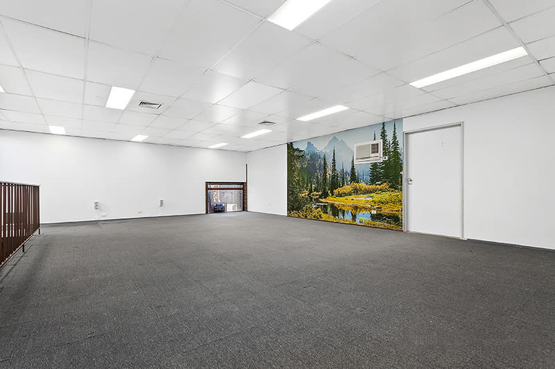Click to view all images 22 Eskay Rd Oakleigh VIC 3166 - Image 3
