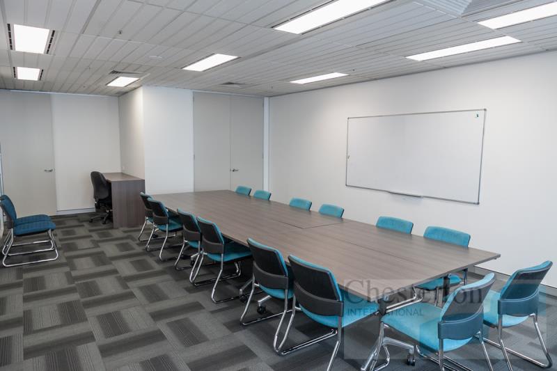 Click to view all images part 4a/200 Creek Street Brisbane City QLD 4000 - Image 3