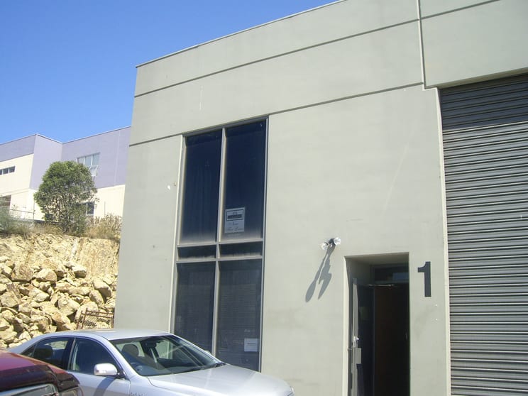 Click to view all images 1a/9 Peel Street Eltham VIC 3095 - Image 1