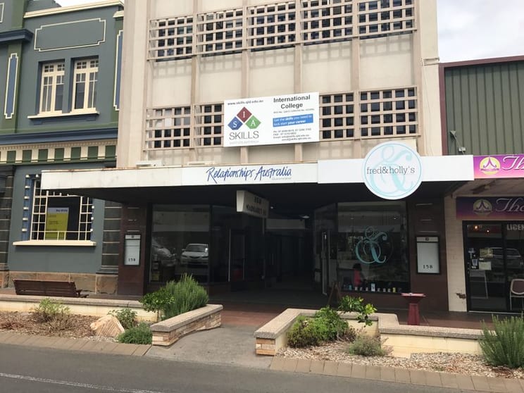 Click to view all images 2a/158 Margaret Street Toowoomba City QLD 4350 - Image 1