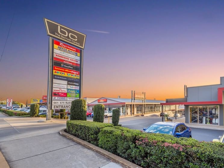 Click to view all images 1F/663 Ruthven Street South Toowoomba QLD 4350 - Image 1