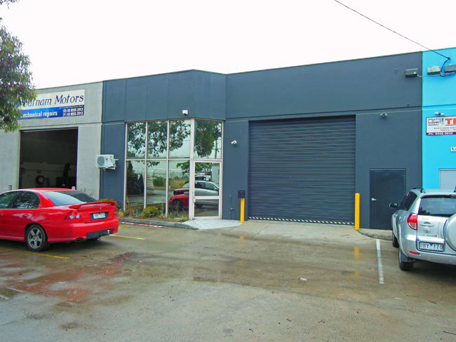 Click to view all images 2/124 Fairbank Road Clayton VIC 3168 - Image 1