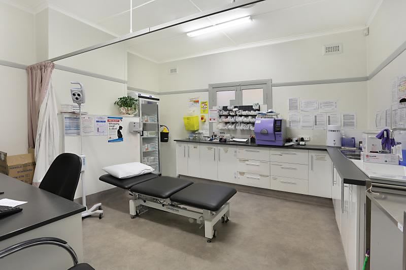 Click to view all images 90 George Street Singleton NSW 2330 - Image 3