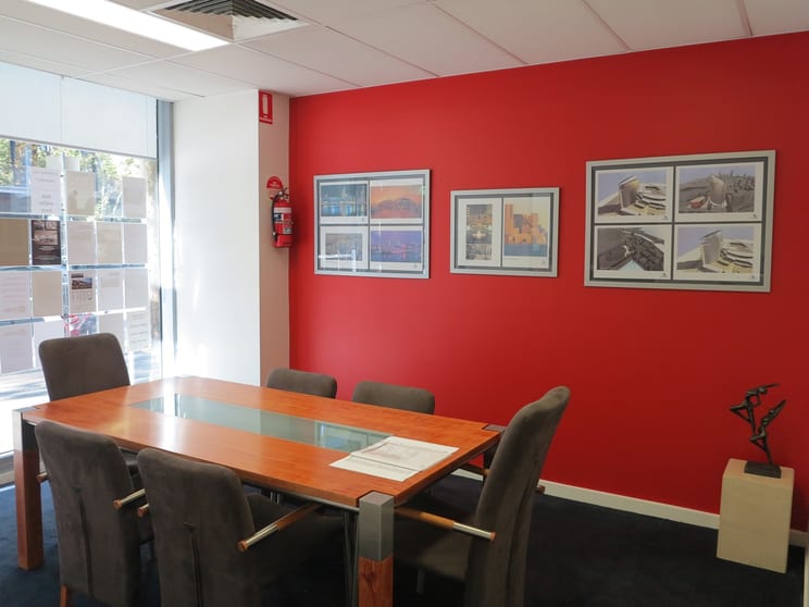 Click to view all images 746 Bourke Street Docklands VIC 3008 - Image 2