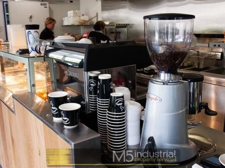 Click to view all images Kiosk/5-7 Hepher Road Campbelltown NSW 2560 - Image 3