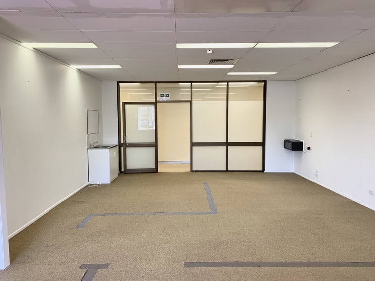 Click to view all images Suite 2/126 Scarborough Street Southport QLD 4215 - Image 1