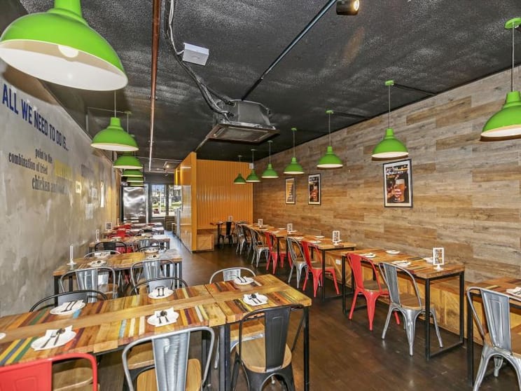 Click to view all images 78A Acland Street St Kilda VIC 3182 - Image 2