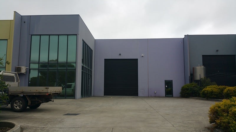 Click to view all images 27 Flight Drive Tullamarine VIC 3043 - Image 1