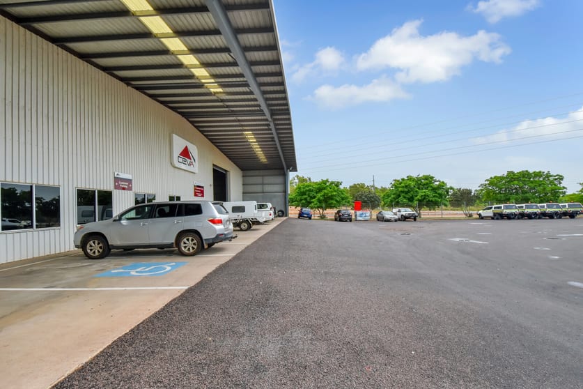 Click to view all images 32 Raphael Road Winnellie NT 0820 - Image 2