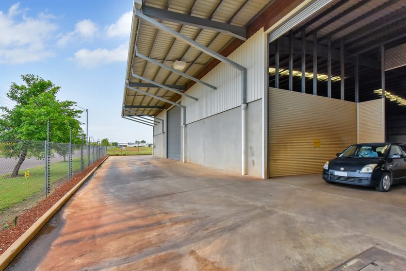 Click to view all images 32 Raphael Road Winnellie NT 0820 - Image 3
