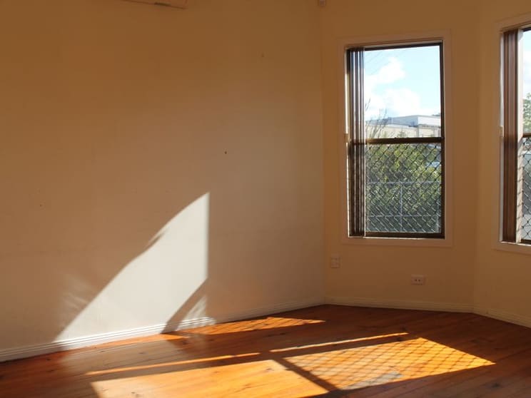 Click to view all images 8 Station Street Toowoomba City QLD 4350 - Image 3