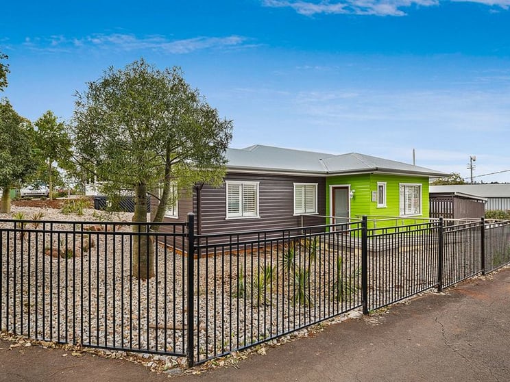 Click to view all images 138 Mort Street Toowoomba City QLD 4350 - Image 1