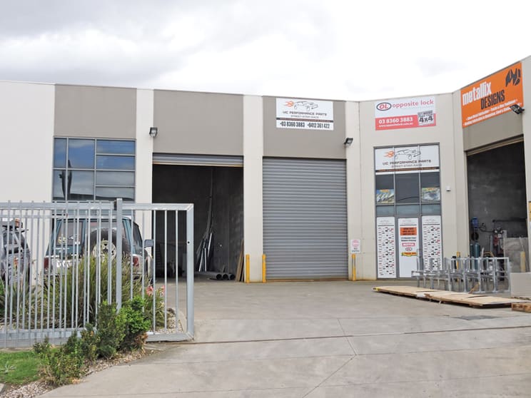 Click to view all images 2/5 Hammer Court Hoppers Crossing VIC 3029 - Image 1