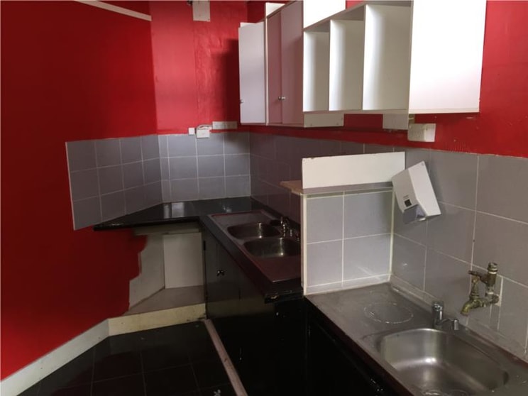 Click to view all images 89a Ryrie Street Geelong VIC 3220 - Image 2