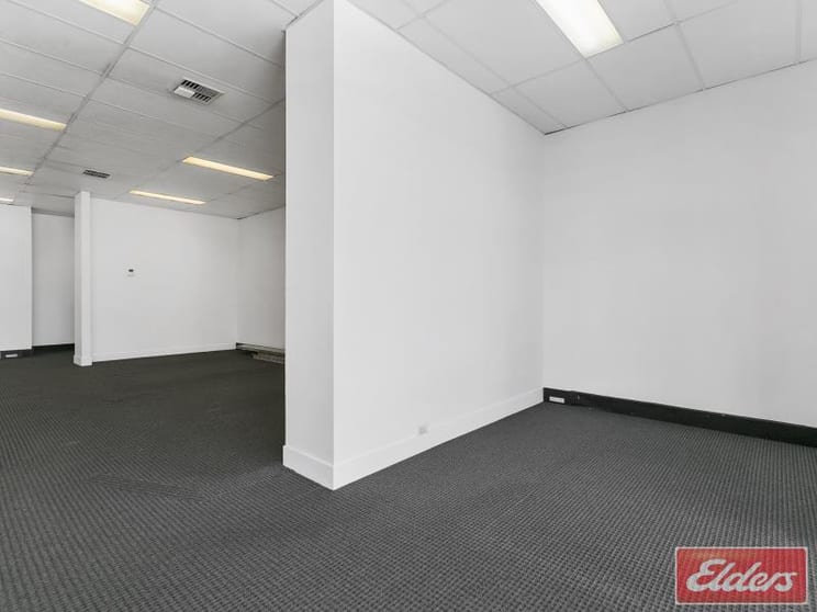 Click to view all images Everton Park QLD 4053 - Image 2