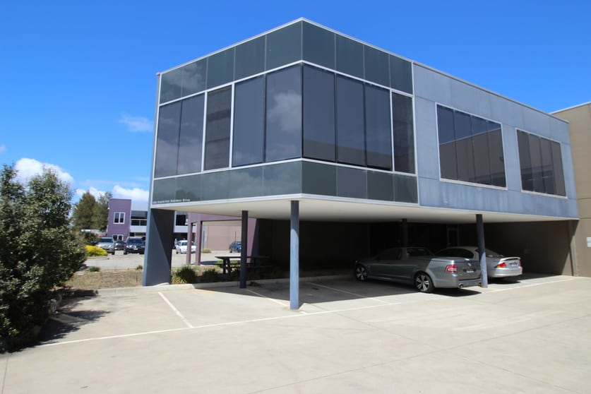 Click to view all images 103 Frankston Gardens Drive Carrum Downs VIC 3201 - Image 1