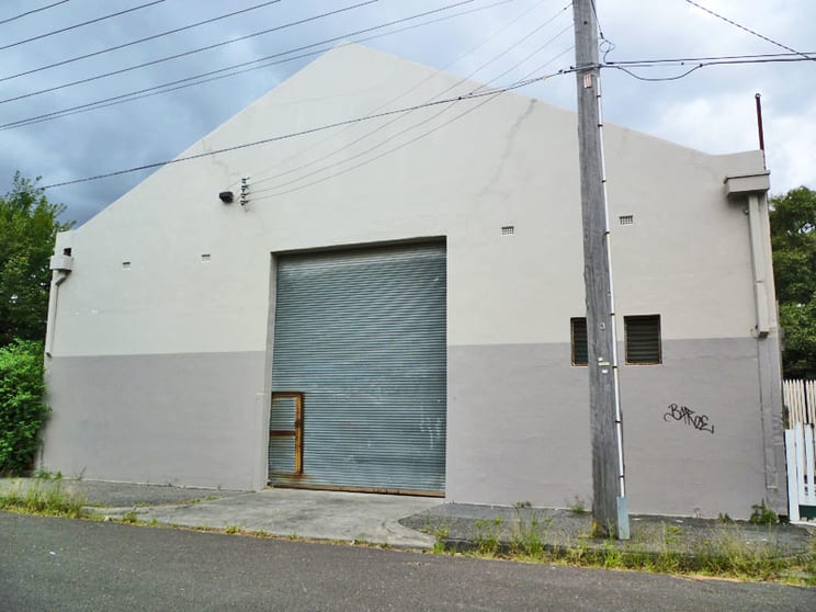 Click to view all images 4 Connelly Street Brunswick VIC 3056 - Image 1