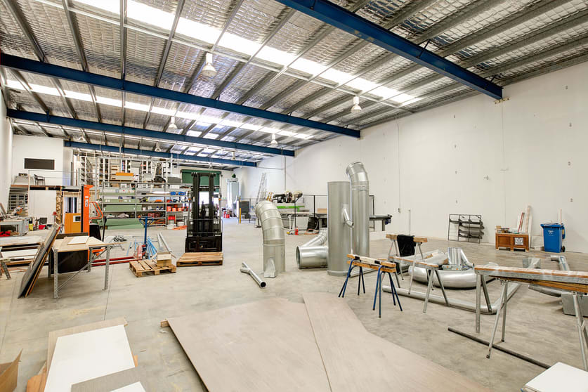 2/21 Stennett Road Ingleburn NSW 2565 - Image 3