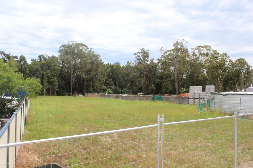 Click to view all images 631C Hogbin Drive Toormina NSW 2452 - Image 3