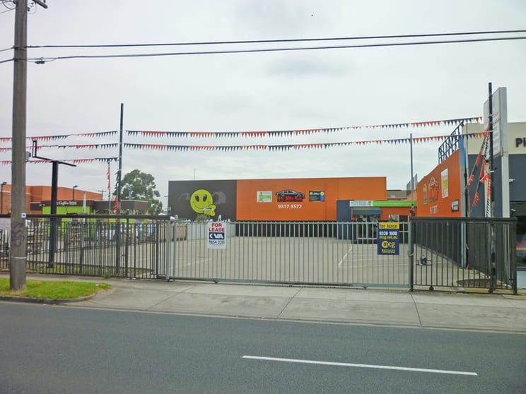 Click to view all images 252A Ballarat Road Braybrook VIC 3019 - Image 2