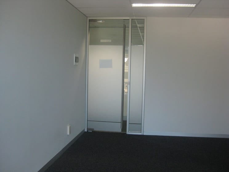 Click to view all images 504/2 Queen Street Melbourne VIC 3000 - Image 2