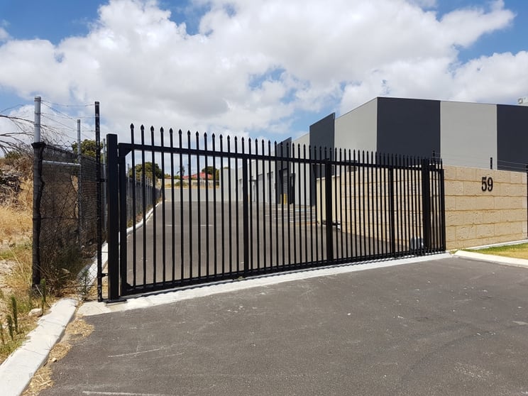 Click to view all images 3/59 Simper Road Yangebup WA 6164 - Image 1