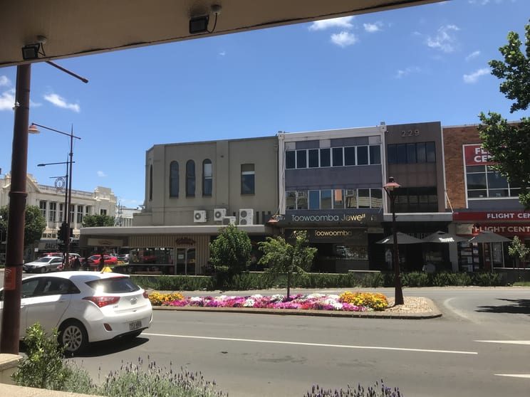Click to view all images 440 Ruthven Street - Level 1, Suite 3 Toowoomba City QLD 4350 - Image 3