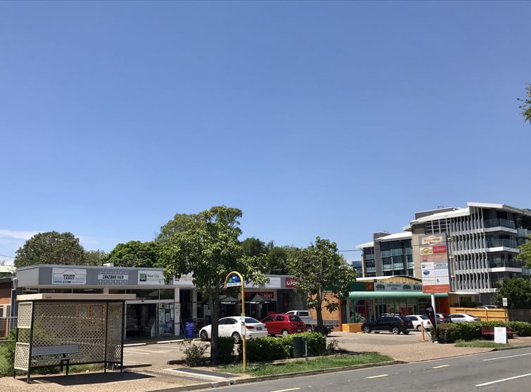 Click to view all images 5/105 Seville Road Holland Park QLD 4121 - Image 2