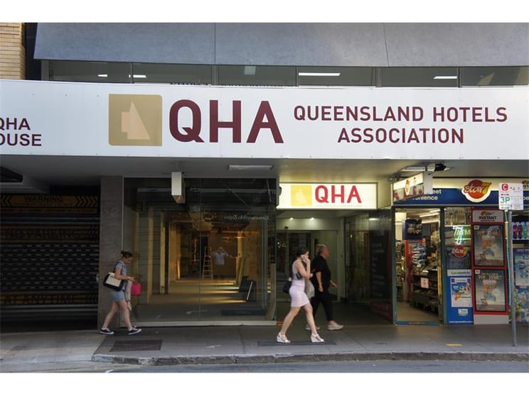 Click to view all images Office B/160 Edward Street Brisbane City QLD 4000 - Image 2