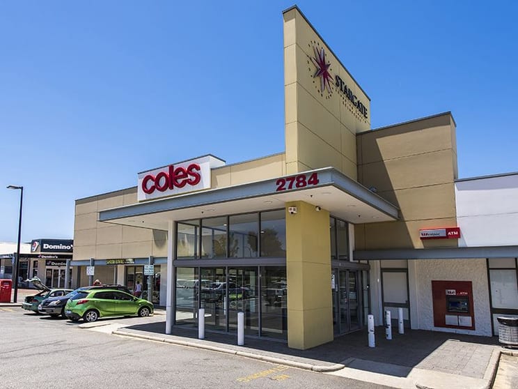 Click to view all images STARGATE KELMSCOTT - Albany Highway Kelmscott WA 6111 - Image 1