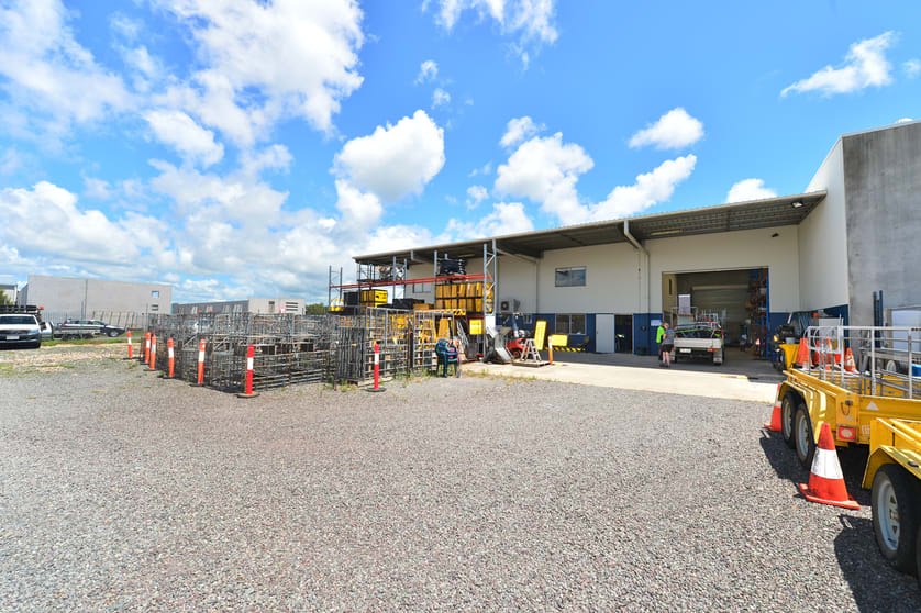 Click to view all images 36 Dacmar Road Coolum Beach QLD 4573 - Image 3