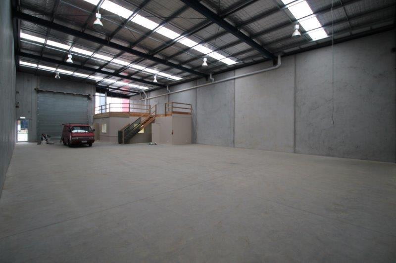 Click to view all images 1/28-30 Bate Close Pakenham VIC 3810 - Image 3