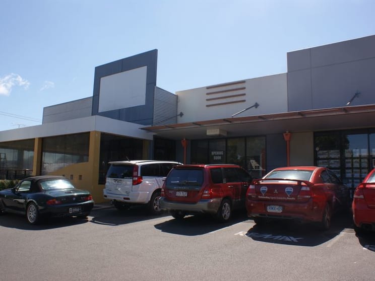 Click to view all images 1/200 Hume Street East Toowoomba QLD 4350 - Image 1