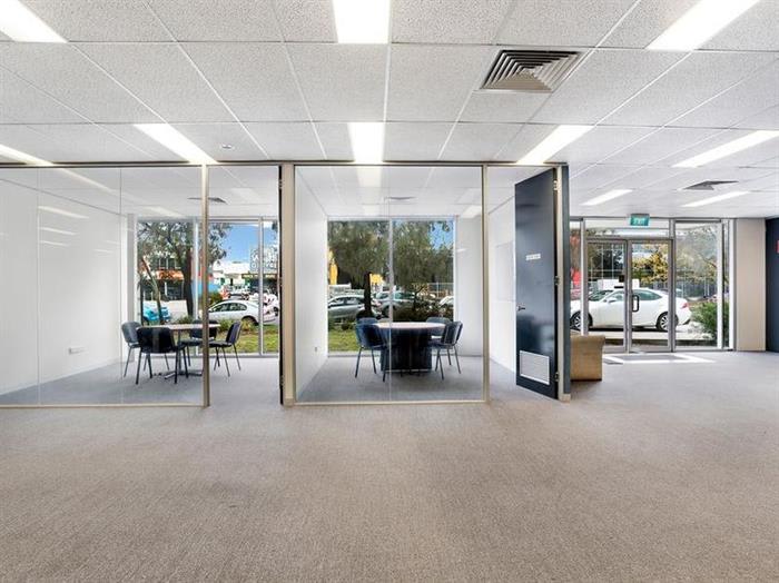 Click to view all images 6 Translink Drive Keilor Park VIC 3042 - Image 3