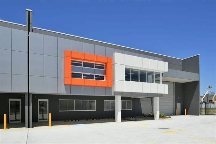 Click to view all images 15 Wurrook Circuit Caringbah NSW 2229 - Image 2