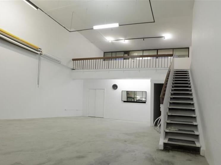 Click to view all images 9/26 St Georges Terrace Perth WA 6000 - Image 3