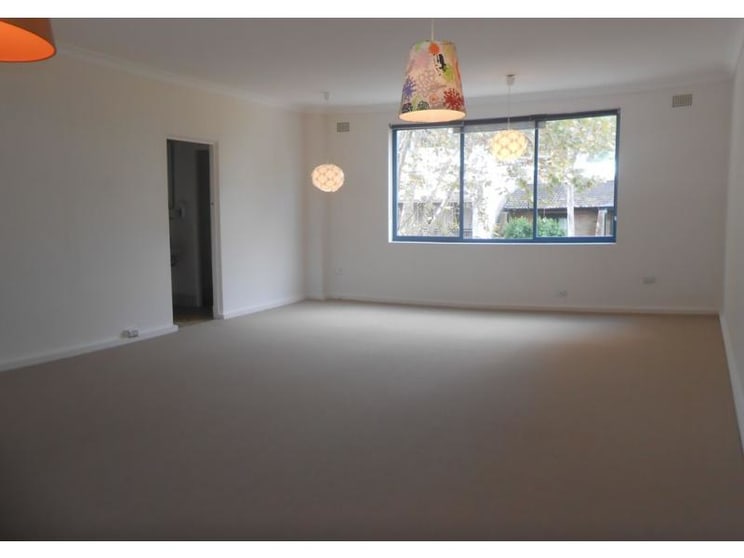 Click to view all images 8a Cecil Street Paddington NSW 2021 - Image 3