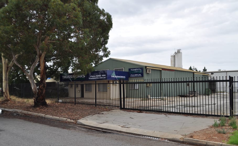 Click to view all images 15 Acrylon Rd Salisbury South SA 5106 - Image 3