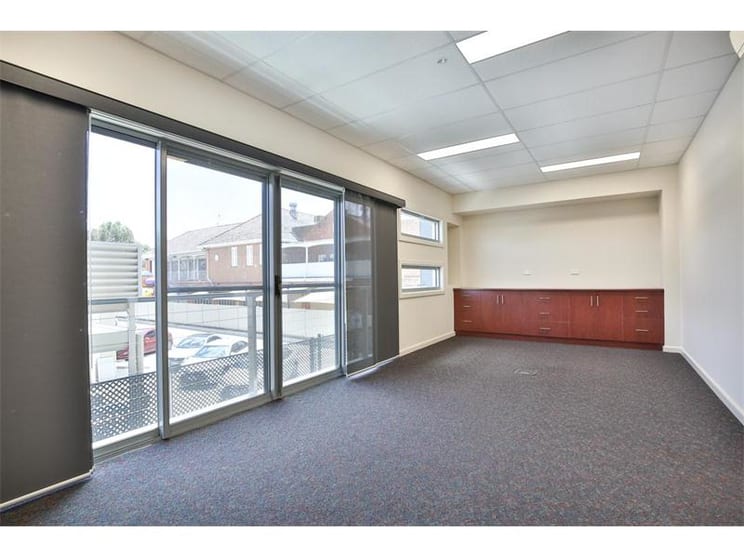 Click to view all images 113 Madden Avenue Mildura VIC 3500 - Image 2
