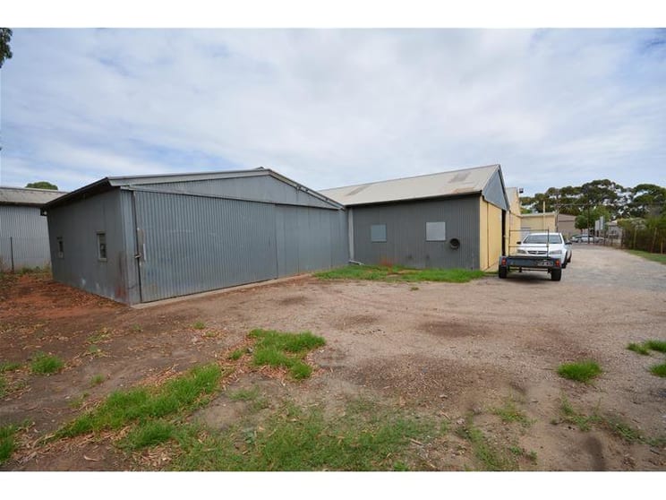 Click to view all images Shed 3, 11 Bayer Road Elizabeth South SA 5112 - Image 2