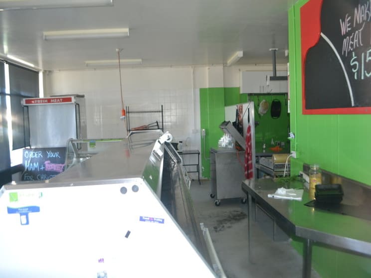 Click to view all images 2/28 Station Street Tugun QLD 4224 - Image 3