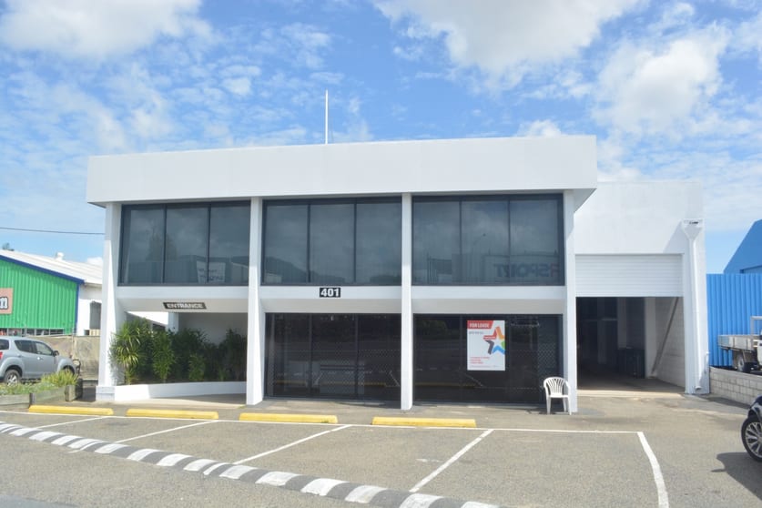 Click to view all images 401 Yaamba Road Park Avenue QLD 4701 - Image 1