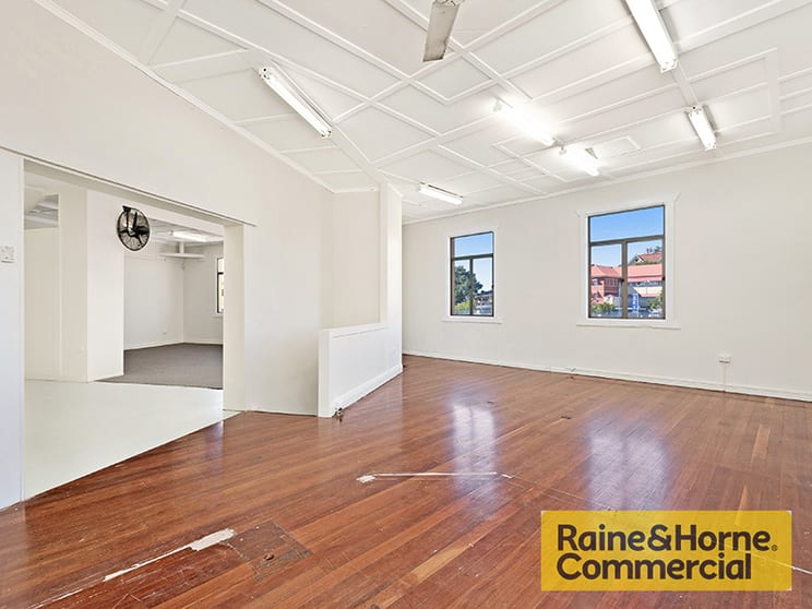 Click to view all images 276 Petrie Terrace Petrie Terrace QLD 4000 - Image 2