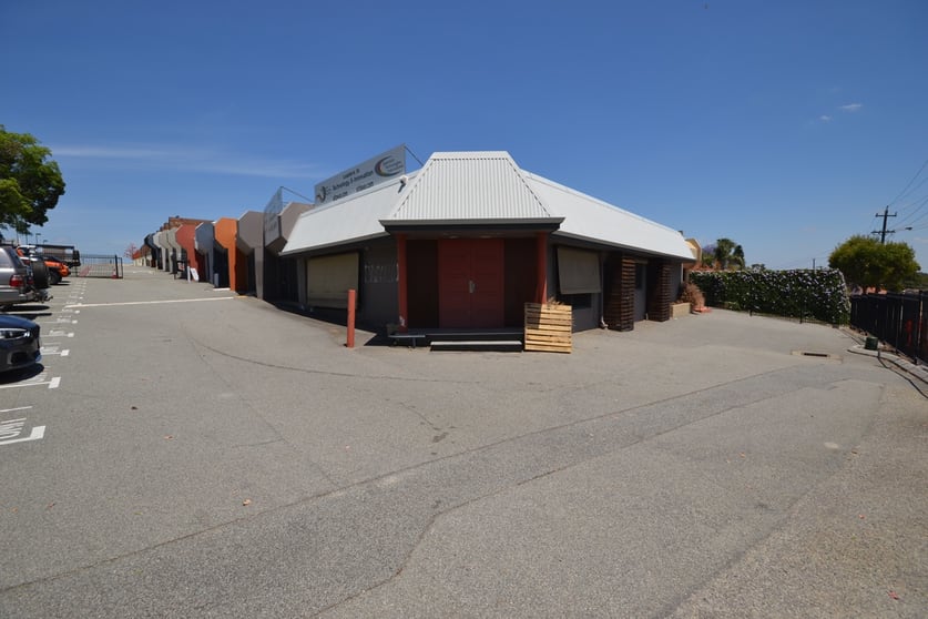 Click to view all images 1-3/324 Great Eastern Highway Belmont WA 6104 - Image 1