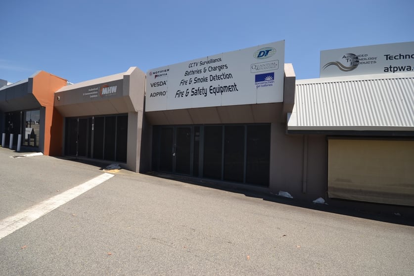 Click to view all images 1-3/324 Great Eastern Highway Belmont WA 6104 - Image 2