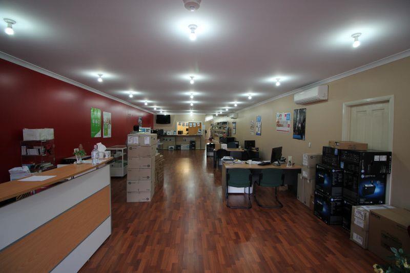 Click to view all images 11/50 Princes Highway Doveton VIC 3177 - Image 2
