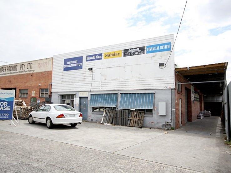 Click to view all images 13 Greenaway Street Bulleen VIC 3105 - Image 2