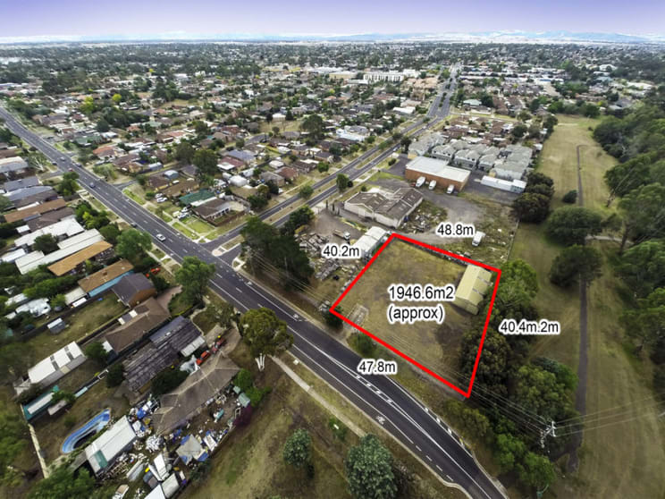 Click to view all images 2B Barries Road Melton VIC 3337 - Image 1