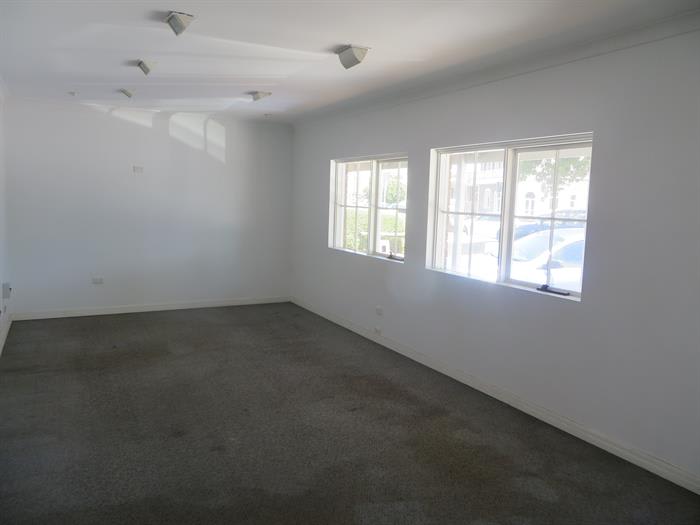 Click to view all images 9a Nelson Street Stepney SA 5069 - Image 3