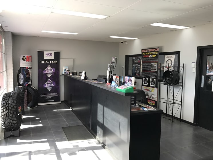 Click to view all images 246 Thompson Road North Geelong VIC 3215 - Image 3